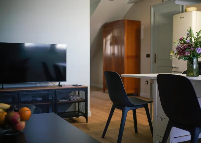 Onyx Apartments